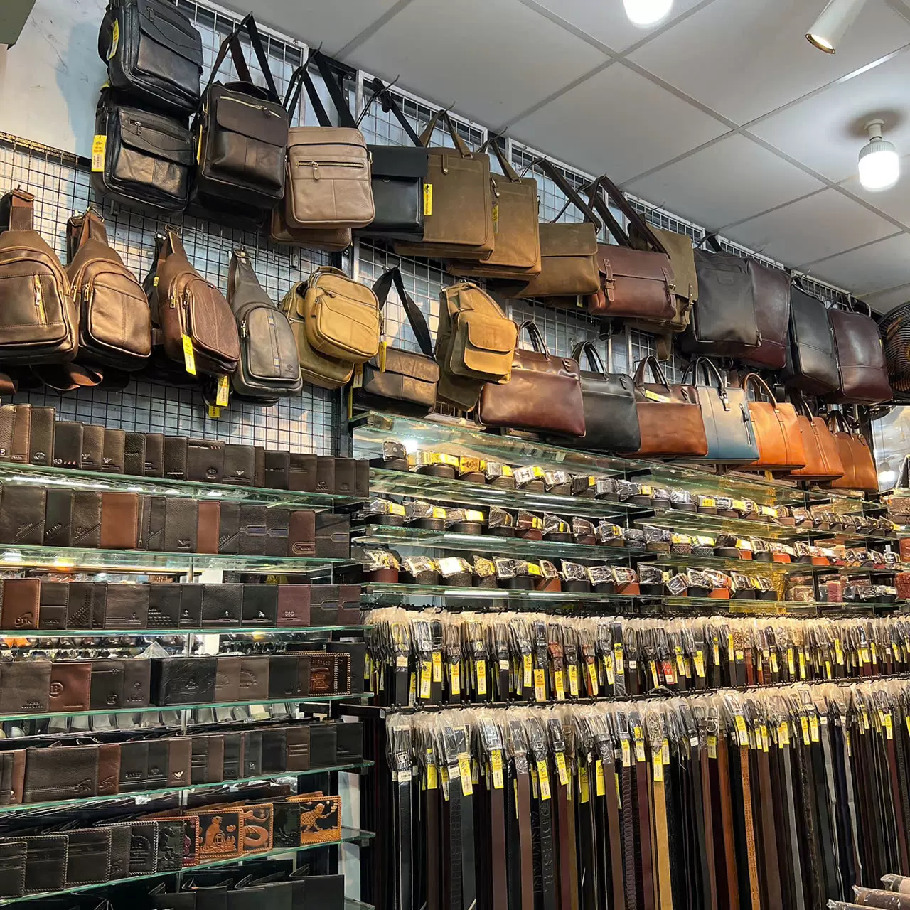 địa chỉ mua đồ da B&igrave;nh T&acirc;n